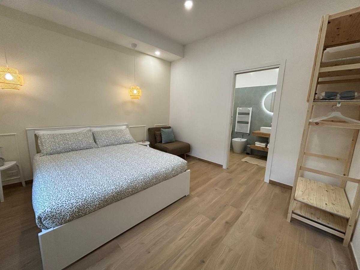 La Maison Appartement - A 200M Dal Porto 치비타베키아 외부 사진