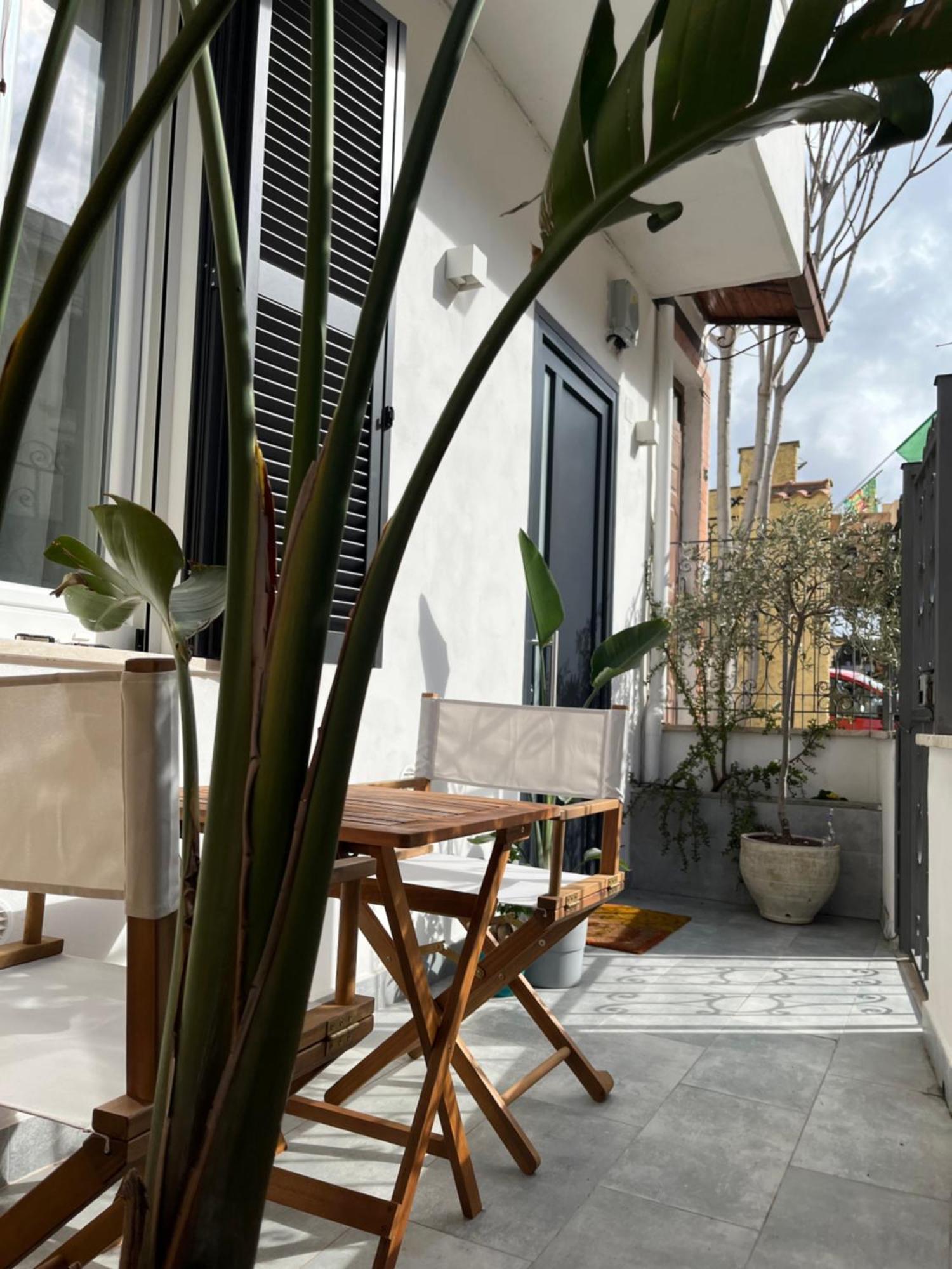 La Maison Appartement - A 200M Dal Porto 치비타베키아 외부 사진